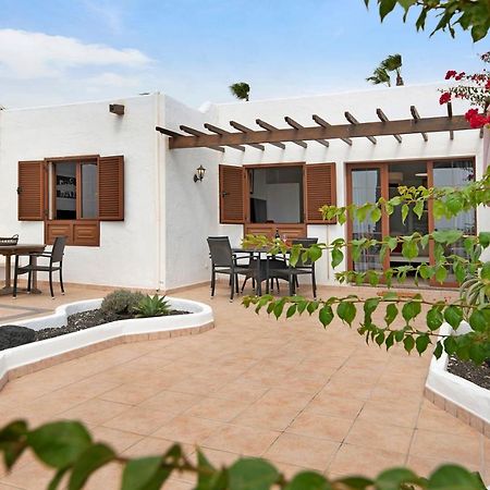 Puerto Chico M Apartment Плая Бланка Екстериор снимка