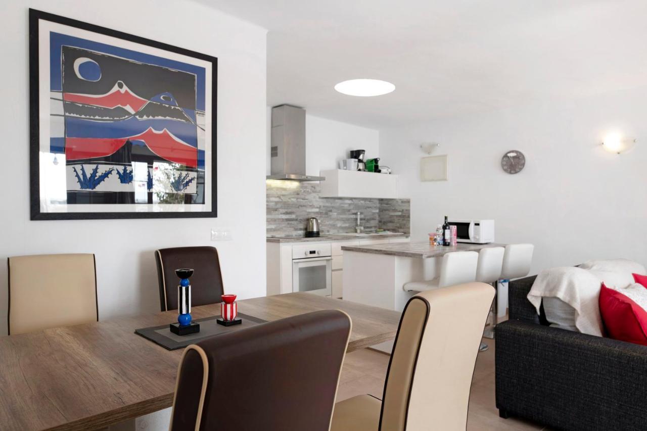 Puerto Chico M Apartment Плая Бланка Екстериор снимка